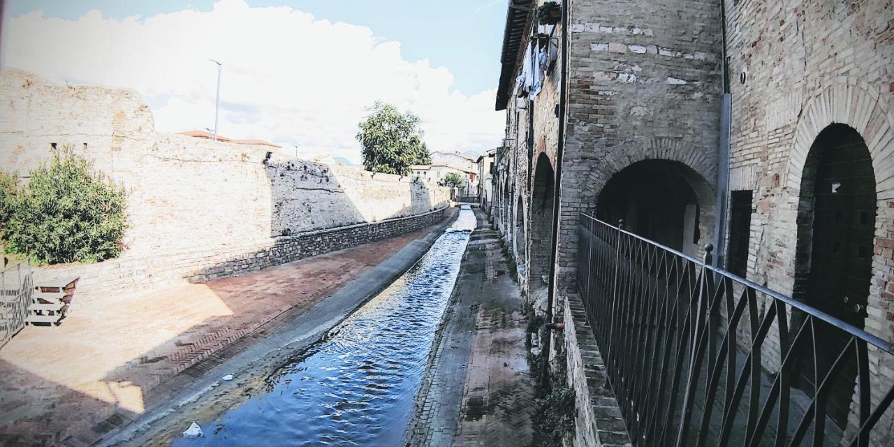 Nonna Tina Casavacanze Foligno Exteriör bild